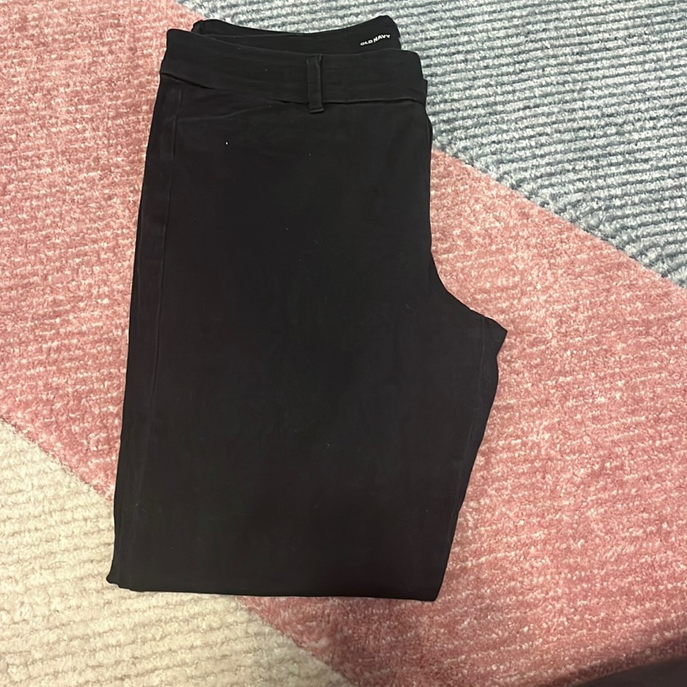 Old Navy Pixie Pant
